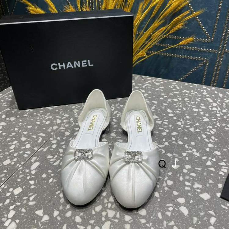 Picture of Chanel Shoes _SKUChanelsz35-403CXJ05082574